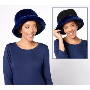 Sprigs Reversible Faux Fur Sherpa Bucket Hat Midnight Blue Black Reversible NEW